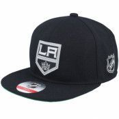 Outerstuff - NHL Svart snapback Keps - Kids Los Angeles Kings Logo Flatbrim Black Snapback @ Hatstore