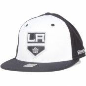 Reebok - NHL Svart fitted Keps - LA Kings Basic League Fitted @ Hatstore