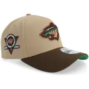 New Era - NHL Beige adjustable Keps -"Hatstore Exclusive x Minnesota Wild 9FORTY Camel/Brown A-Frame Adjustable"@ Hatstore