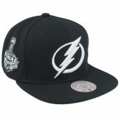 Mitchell&Ness - NHL Svart snapback Keps - Tampa Bay Lightning Top Spot Black Snapback @ Hatstore