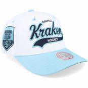 Mitchell&Ness - NHL Vit adjustable Keps - Seattle Kraken Tail Sweep Pro White/Light Blue Adjustable @ Hatstore