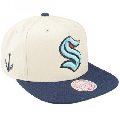Mitchell&Ness - NHL Vit snapback Keps - Seattle Kraken Vintage Off White/Navy Snapback @ Hatstore