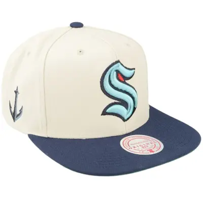 Mitchell&Ness - NHL Vit snapback Keps - Seattle Kraken Vintage Off White/Navy Snapback @ Hatstore