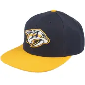 American Needle - NHL Blå snapback Keps - Nashville Predators Archive 400 Navy/Yellow Snapback @ Hatstore