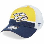 Fanatics - NHL Blå trucker Keps - Nashville Predators Authentic Pro Draft Navy/White Trucker @ Hatstore