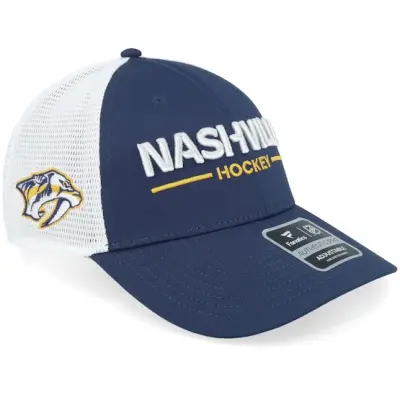 Fanatics - NHL Blå trucker Keps - Nashville Predators Authentic Pro Rink Navy/White Trucker @ Hatstore