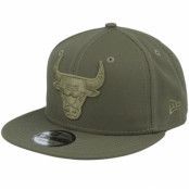 New Era - NHL Grön snapback Keps - Chicago Bulls 9FIFTY Color Pack Olive Snapback @ Hatstore