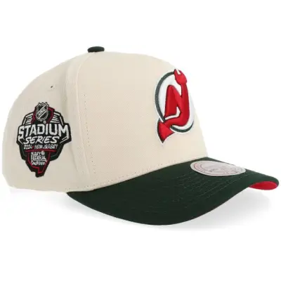 Mitchell&Ness - NHL Beige adjustable Keps - Hatstore Exclusive x New Jersey Devils Pro Crown Sand/Green A-frame Adjustable @ Hatstore
