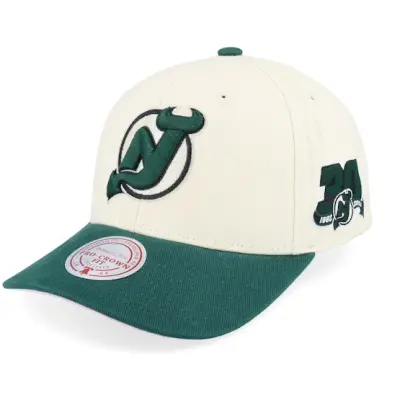 Mitchell&Ness - NHL Vit adjustable Keps - Hatstore Exclusive x New Jersey Devils Grand Suede Cream/Dark Green Adjustable @ Hatstore