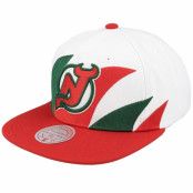 Mitchell&Ness - NHL Vit snapback Keps - New Jersey Devils Vintage Sharktooth White/Red Snapback @ Hatstore