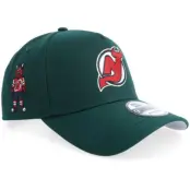 New Era - NHL Grön adjustable Keps - Hatstore Exclusive x New Jersey Devils 9FORTY Dark Green  A-frame Adjustable @ Hatstore