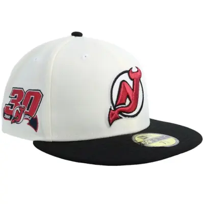 New Era - NHL Svart fitted Keps - New Jersey Devils 59FIFTY 30 Chrome/Black Glow Fitted @ Hatstore