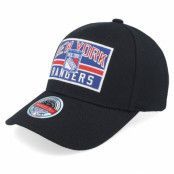 Mitchell&Ness - NHL Svart adjustable Keps - New York Rangers Horizon Patch Classic Red Black Adjustable @ Hatstore