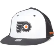 Reebok - NHL Svart fitted Keps - Philadelphia Flyers Basic League Fitted @ Hatstore
