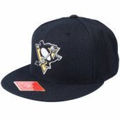 American Needle - NHL Svart fitted Keps - Pittsburgh Penguins Deep Dish Black Fitted @ Hatstore