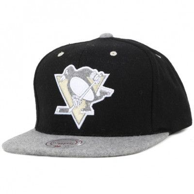 Mitchell&Ness - NHL Svart snapback Keps - Pittsburgh Penguins Heather Melton Strapback @ Hatstore