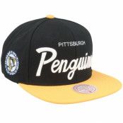 Mitchell&Ness - NHL Svart snapback Keps - Pittsburgh Penguins Vintage Script Black/Yellow Snapback @ Hatstore