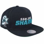 Mitchell&Ness - NHL Svart snapback Keps - San Jose Sharks Triple Play Black Snapback @ Hatstore