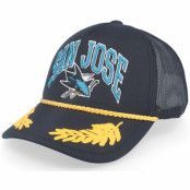 Mitchell&Ness - NHL Svart trucker Keps - San Jose Sharks Gold Leaf Vintage Trucker @ Hatstore