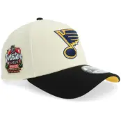 New Era - NHL Beige adjustable Keps - Hatstore Exclusive x St. Louis Blues 9FORTY Winter Classic Chrome/Black A-frame Adjustable @ Hatstore