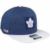 Fanatics - NHL Blå snapback Keps - Toronto Maple Leafs Authentic Pro Game&Train Cobalt/White Snapback @ Hatstore