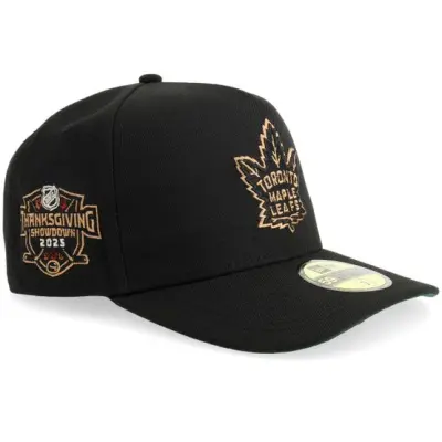New Era - NHL Svart fitted Keps - Hatstore Exclusive x Toronto Maple Leafs 59FIFTY Curve Thanksgiving Black A-Frame Fitted @ Hatstore