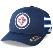 Adidas - NHL Blå flexfit Keps - Winnipeg Jets Locker Room Structured Navy Flexfit @ Hatstore