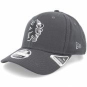 New Era - Football Grå adjustable Keps - Chelsea Iridescent 9FIFTY Stretch Snap Heather Grey Adjustable @ Hatstore