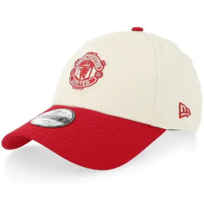 New Era - Football Beige adjustable Keps - Manchester United Contrast Ktd 9FORTY Ivory/Scarlet Adjustable @ Hatstore