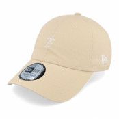 New Era - Football Beige unconstructed Keps - Manchester United Stickman Cascla Beige Dad Cap @ Hatstore