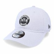 New Era - Football Grå unconstructed Keps - Manchester United Felt Patch 9TWENTY Grey Dad Cap @ Hatstore