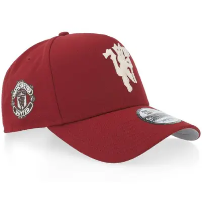 New Era - Football Röd adjustable Keps - Hatstore Exclusive x Manchester United 9Forty Red A-Frame Adjustable @ Hatstore
