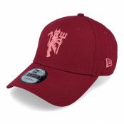 New Era - Football Röd adjustable Keps - Manchester United Seasonal 9FORTY Cardinal/Cardinal Adjustable @ Hatstore