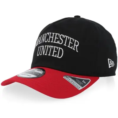 New Era - Football Svart adjustable Keps - Manchester United Keano 19TWENTY Curved Visor M Black/Red Adjustable @ Hatstore