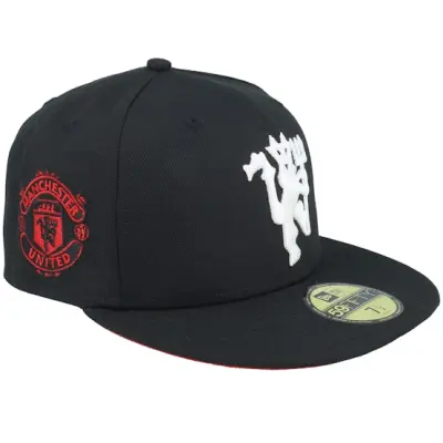 New Era - Football Svart fitted Keps - Manchester United 59FIFTY Black/Red Fitted @ Hatstore