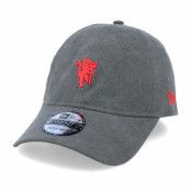 New Era - Football Svart unconstructed Keps - Manchester United Canvas Washed Black/Red 9Twenty Dad Cap @ Hatstore