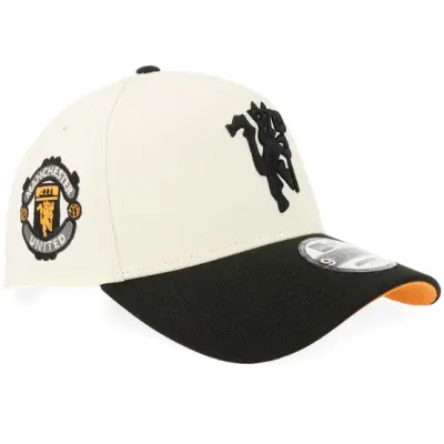 New Era - Football Vit adjustable Keps - Hatstore Exclusive x Manchester United 9FORTY Chrome White/Black A-Frame Adjustable @ Hatstore