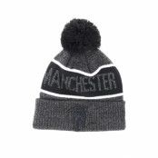 Mössa Manchester United Reflect Bobble Cuf Black/White Pom - New Era - Svart Tofs