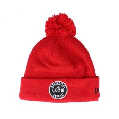 New Era - Football Röd pom Beanie - Manchester United Round Logo Bobble Scarlet Pom @ Hatstore