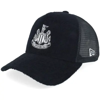 New Era - Football Svart trucker Keps - Newcastle United Terry Cloth A-frame Trucker Black @ Hatstore
