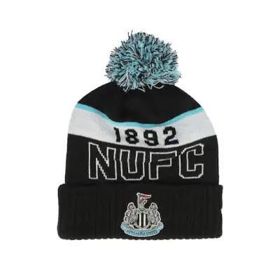 New Era - Football Svart pom Beanie - Newcastle United Sport Black/Light Blue/White Pom @ Hatstore