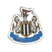 Newcastle United pinn Crest