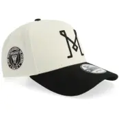 New Era - Football Beige adjustable Keps - Hatstore Exclusive x 9FORTY Messi Inter Miami Chrome/Black Adjustable @ Hatstore