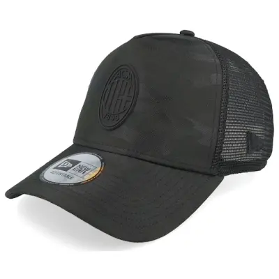 New Era - Football Svart trucker Keps - AC Milan Tonal Black Camo A-frame Trucker @ Hatstore